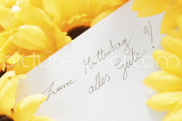 Muttertagskarte in Sonnenblumen