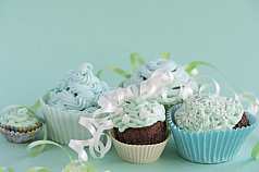 blaugrüne Cupcakes