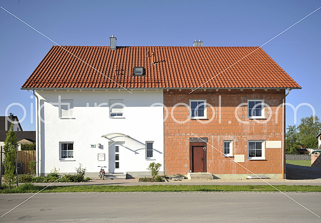 Zweifamilienhaus im Bau